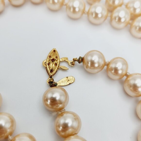 Vintage Napier Cream Glass 12mm Pearl Beaded Long Strand Hand Knotted Necklace - Picture 3 of 4